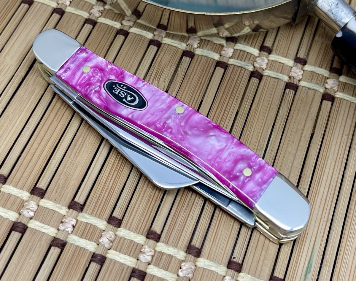 Case XX USA 2026 Pink Crackle Kirinite 16161 Medium Stockman