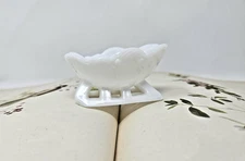Vintage Westmoreland Milk Glass Sleigh (candy/nuts/treats dish)