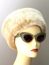 Betmar Vtg New, Plush-Fuzzy- Warm-Stylish Gold/Beige Faux Fur Cuffed Bucket Hat