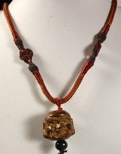 AGARWOOD (Eaglewood) (Chenxiang Wood) DOUBLE BUDDHA HEAD PENDANT ON NECKLACE