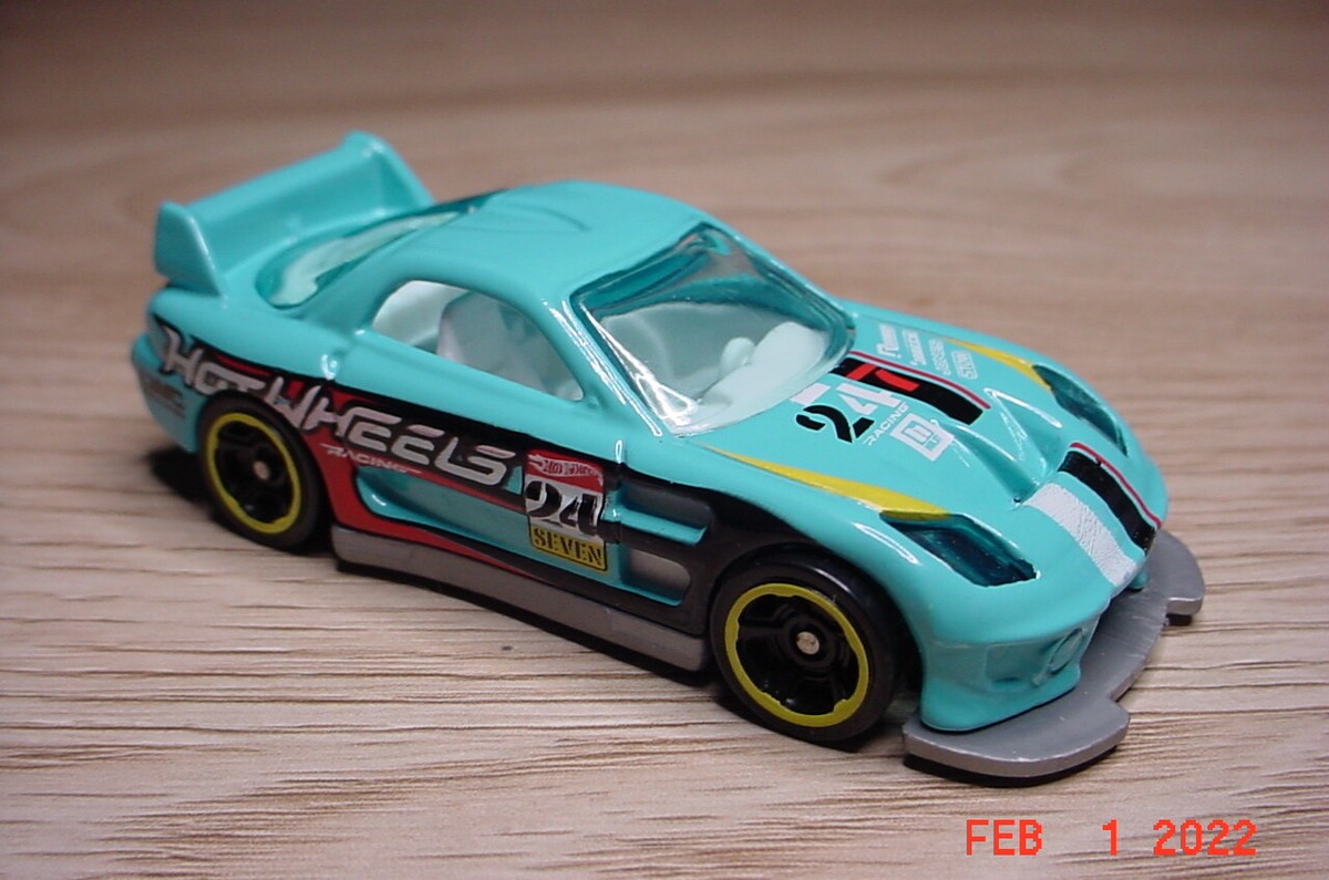 Hot Wheels 24 / Seven Blue Malaysia 1/64 j992 | eBay