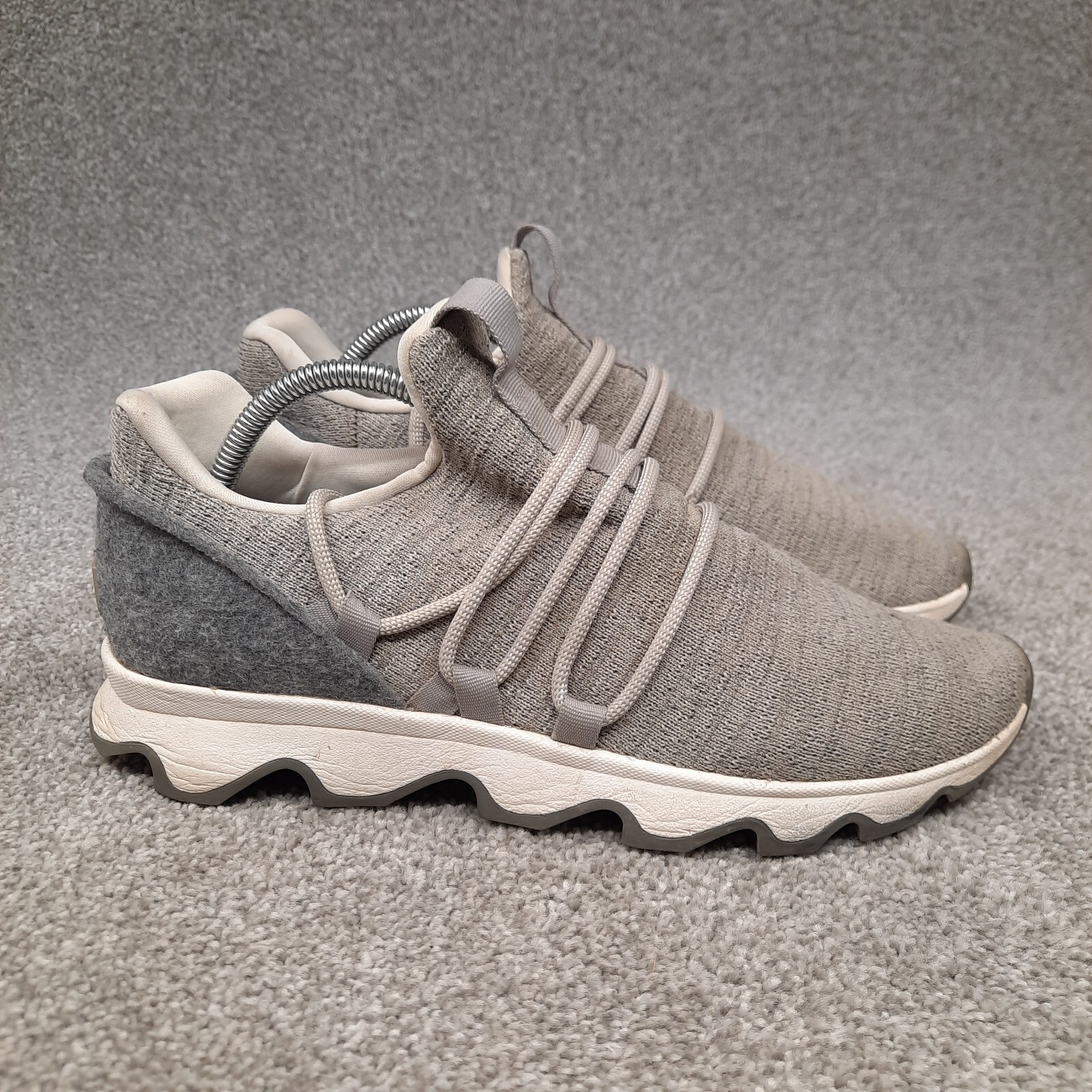 Sorel Kinetic Womens Sneakers Shoes Size 11 Grey Knit Lace Up Low Top NL3227 081
