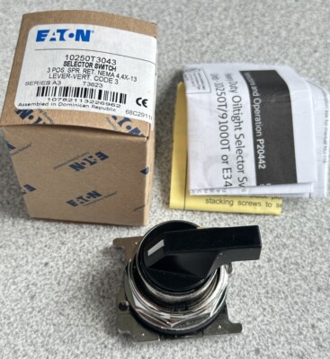 NEW EATON 10250T3043  30.5MM THREE POSITION ROTARY CAM SWITCH NEMA 3R 4X 12 13