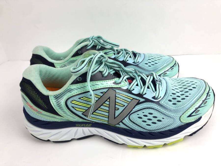new balance 860v7 womens