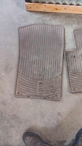 BMW OEM Tan All Weather Rubber Floor Mats Front Only 2004-2010 X3 82110305567 - Picture 2 of 4