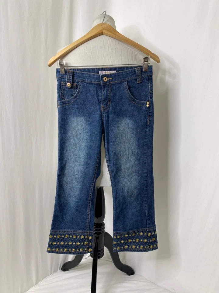 Jeans Capri Niñas 14 X 20.5 Polo Sur Azul y Dorado Bordados 5 Bolsillos Foto 2 de 4
