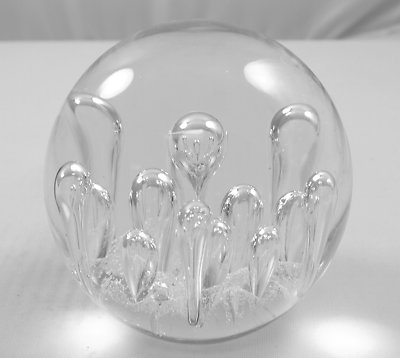 M Design Art Clear Spiral & Bubble Paperweight PW-755
