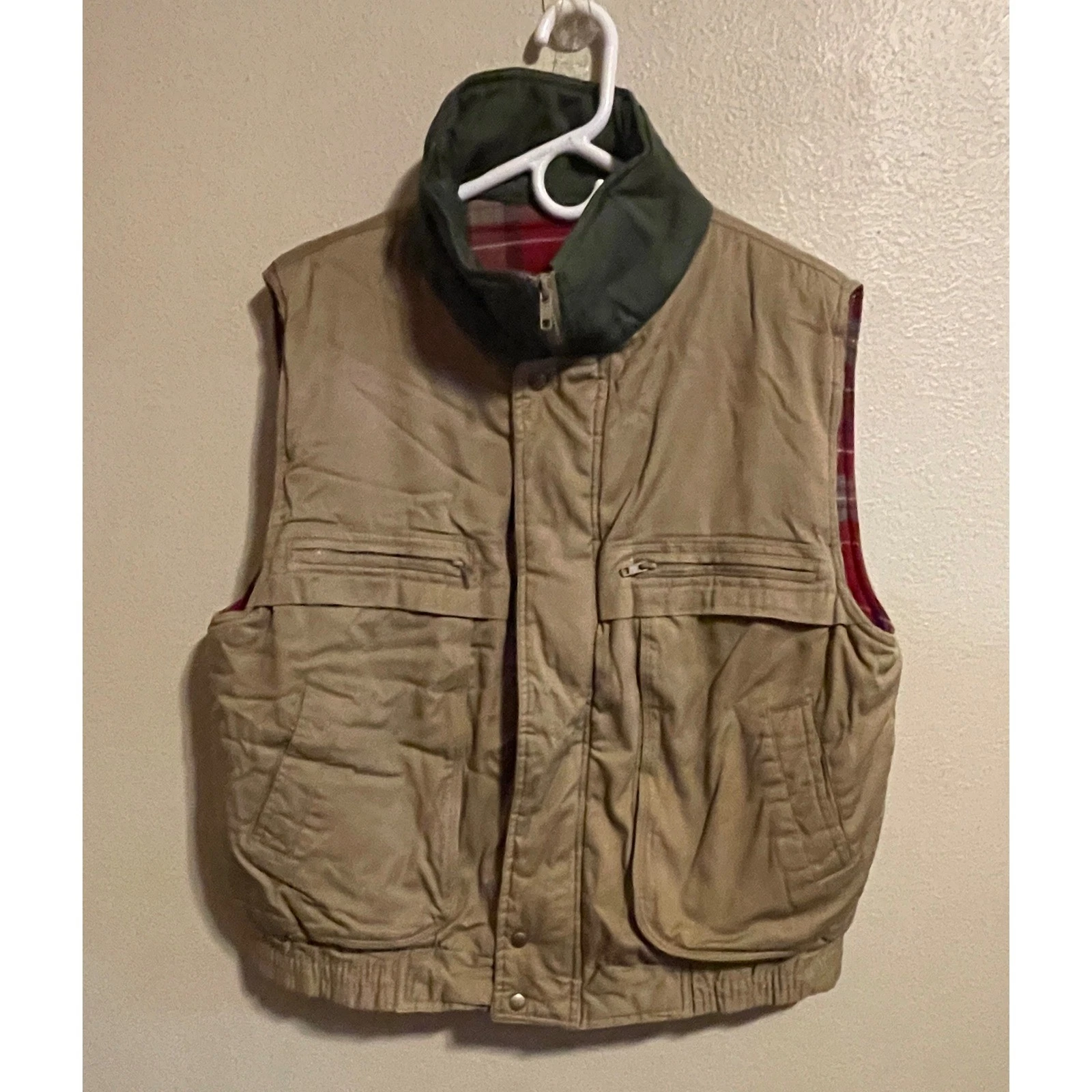 Willow Bay Mens Vest Large Tan Brown Plaid Lined Padded Quilted Sleeveless