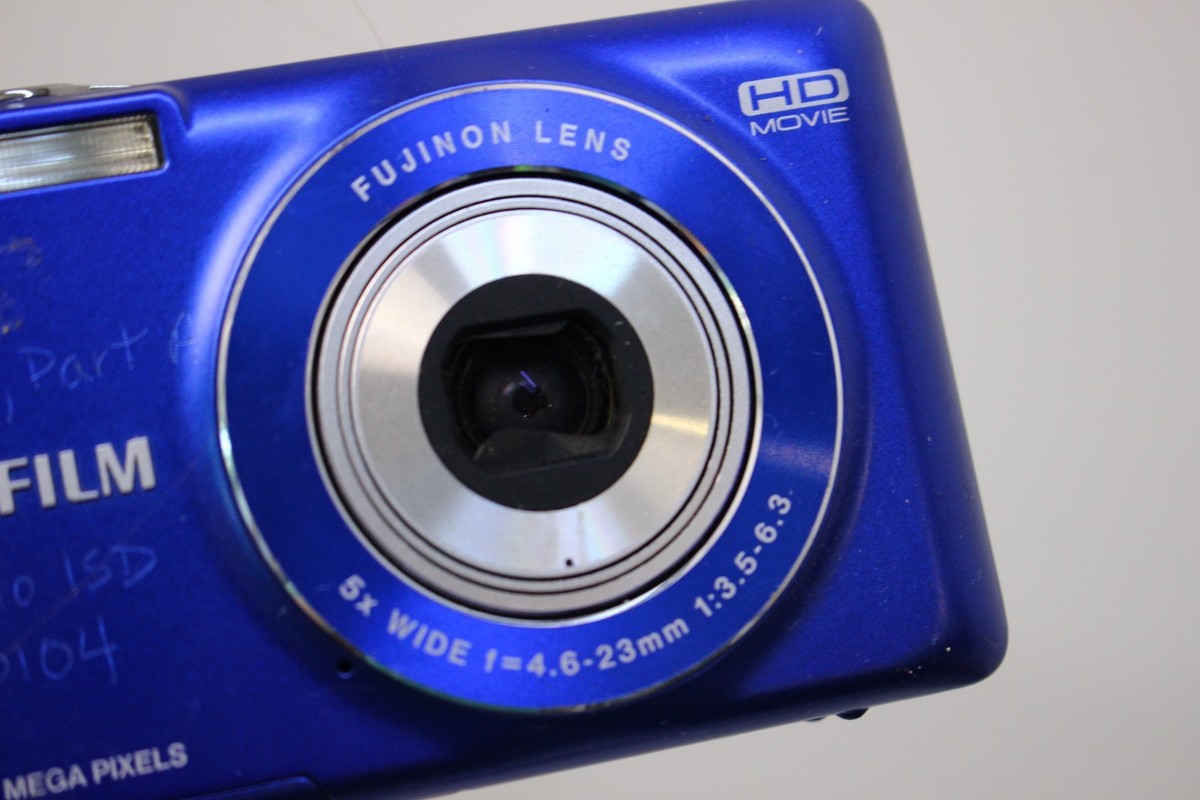 Fujifilm FinePix JX Series JX500 14.0MP Digital Camera Blue. Lot