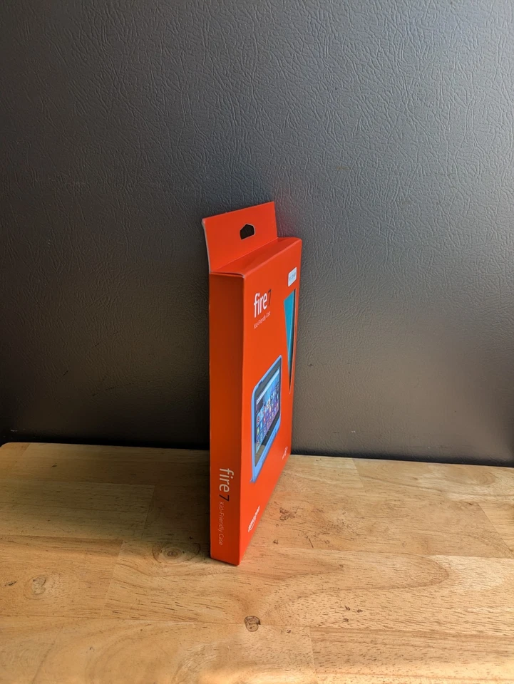 Amazon Kid-Proof Case for Fire 7 Fits 12th Gen 2022 Blue And Green - Image 3 of 3