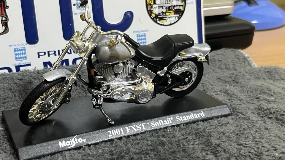 Harley Davidson 1:18 Nuove “Leggi e Scegli - Immagine 4 di 4