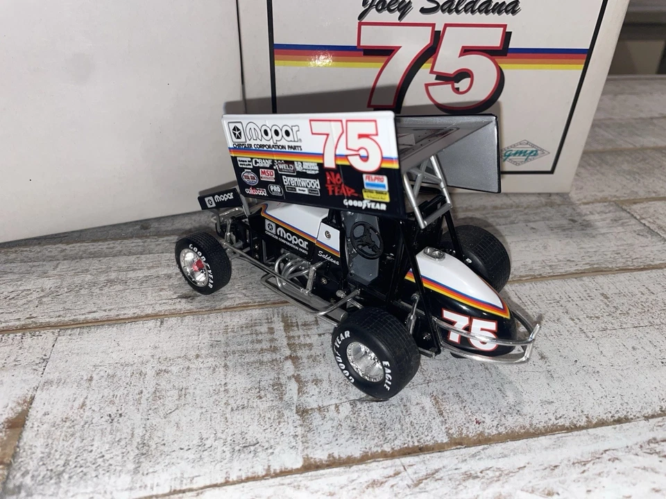 GMP Joey Saldana Mopar Sprint car #75 NASCAR 1:25 w/box - Image 3 of 4