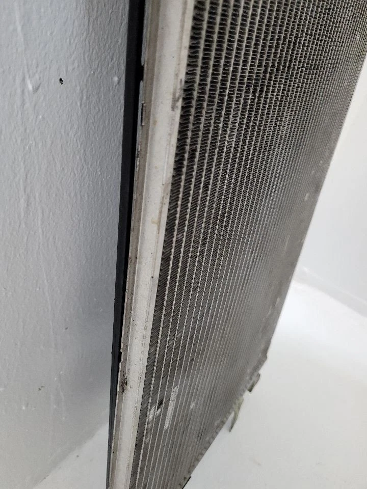 2014-2020 雪佛兰 IMPALA 交流电冷凝器 23305638 14-20 — 第 3/4 张图片