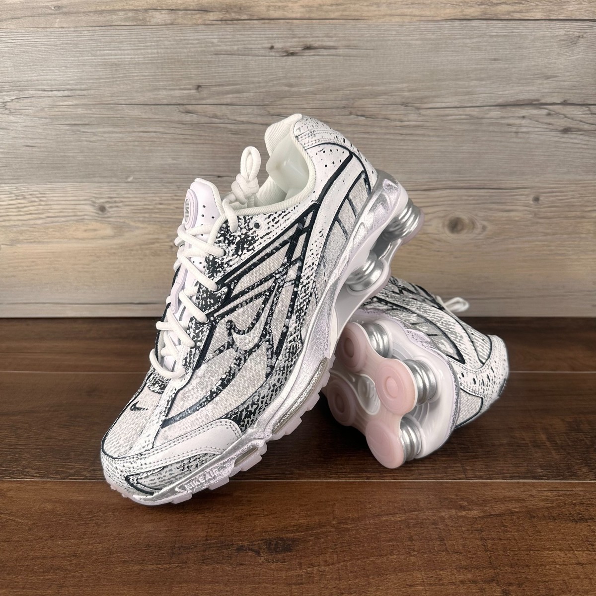 ナイキ ショックス ライド2 ホワイト メタリックプラチナム 29cm Nike Shox Ride 2 Mens Size 11 White Metallic Platinum Black Flat