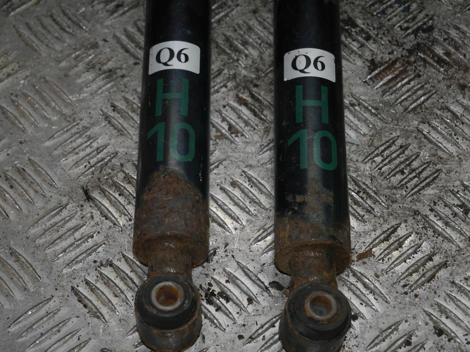 Stoßdämpfer Satz Hinterachse  A1713260100 / A1713260800 SLK (R171) 200 KOMPRESSO - Bild 4 von 4