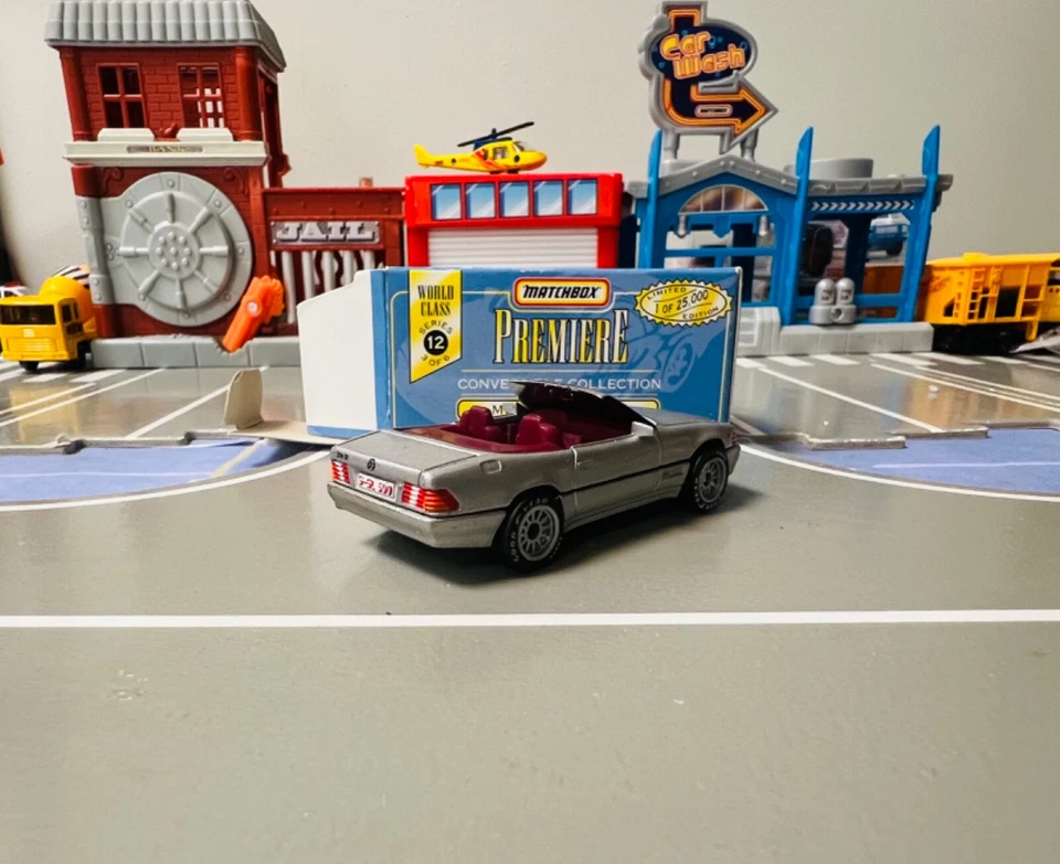 Matchbox Premiere Collection Mercedes 500SL 1997 NEW - Image 3 of 4
