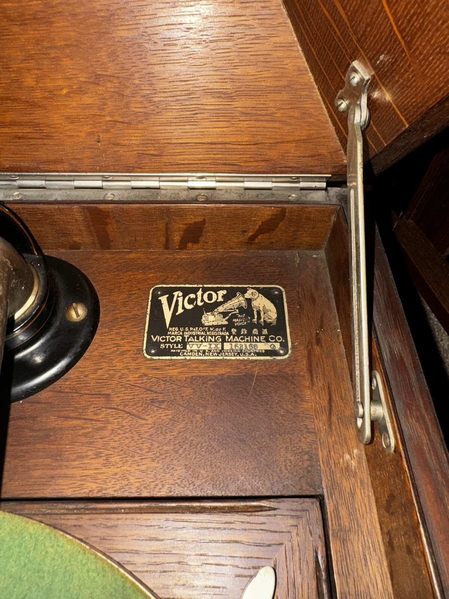 Victor Victrola Talking Machine | eBay