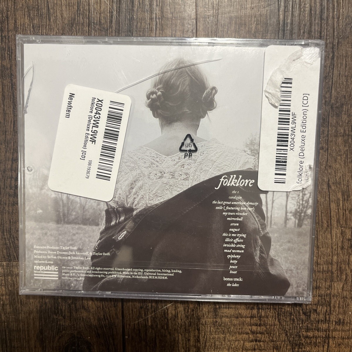 Taylor Swift - Folklore CD New Album Sealed Box Set Music CD