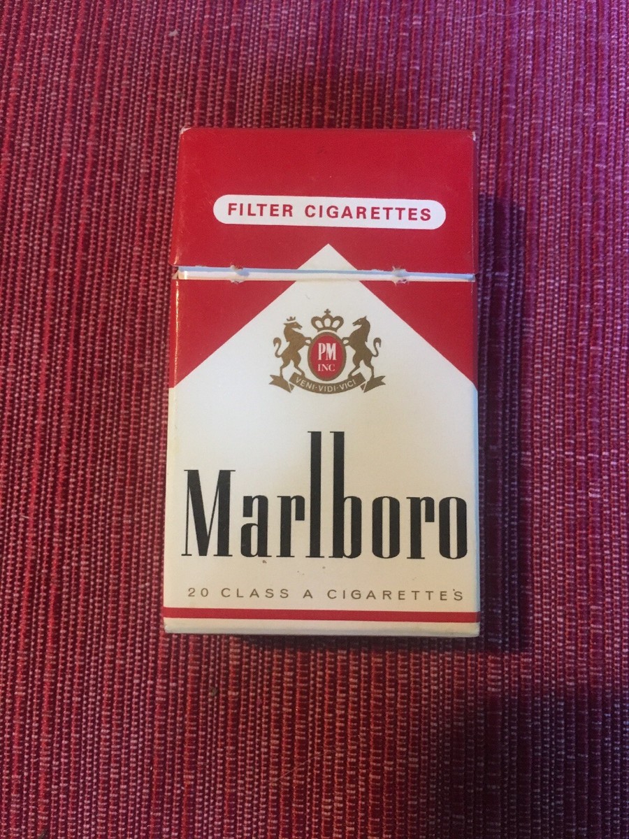 how to smoke a cigarette Cigars vs. Cigarettes - Which Is Worse?