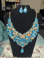 Turquoise simulated gemstone statement necklace and earring set