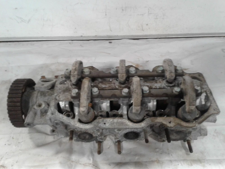 Used Left Engine Cylinder Head fits: 1989 Nissan Maxima SOHC 6 cylinder Left Gra - Imagem 2 de 4