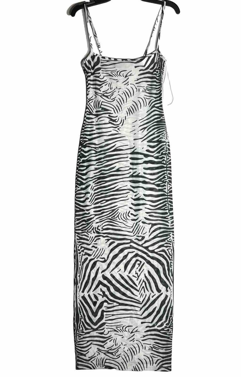 denim dress. CUTOUT MAXI DRESS S size:US 6 (S) stock The Sophisticated Charlie Brown 60% Cotton / 40%