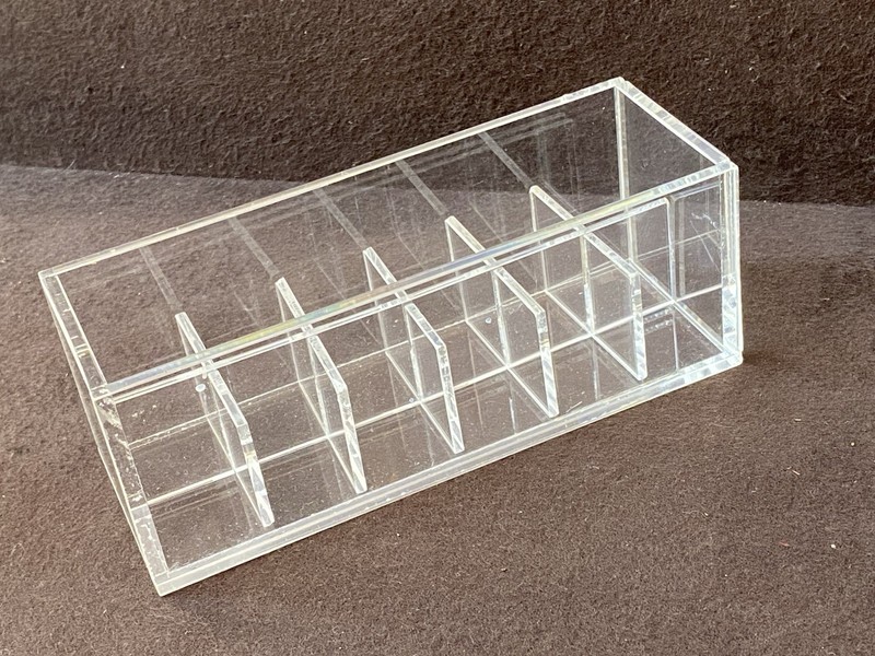 NEW Vintage LUCITE Clear Acrylic Lipstick Holder MakeUp Organizer MidCentury MCM