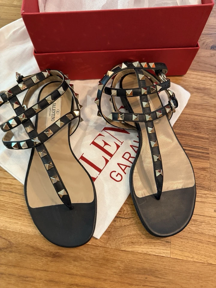 Sandalias Valentino Rockstud de cuero negras 35/5 Foto 2 de 4