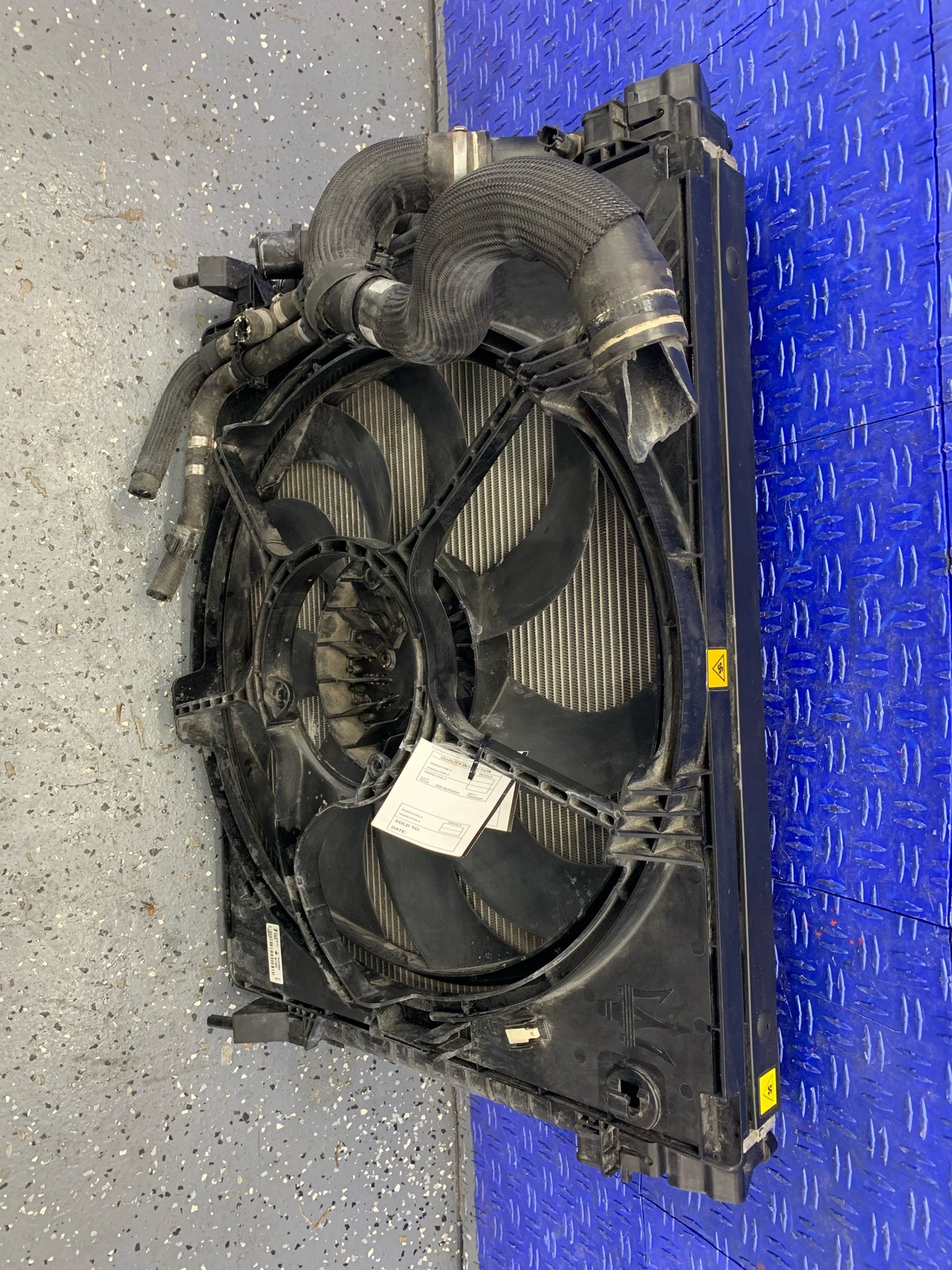 2014-2019 MASERATI GHIBLI RADIATORS CONDENSOR COOLING FAN W/O MOTOR SET
