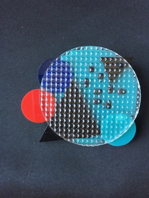 LUCITE PIN-HI TECH DESIGN BY STARSTRUCK IN THE '70'S