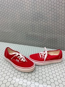 lo pro red vans