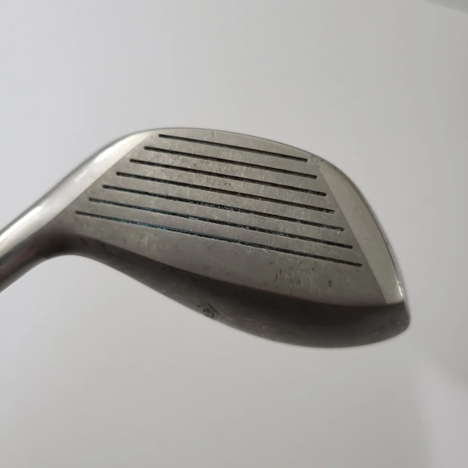 Madera metálica de caqui TaylorMade Pittsburgh 4 20°/derecha/eje de acero para damas Foto 2 de 4