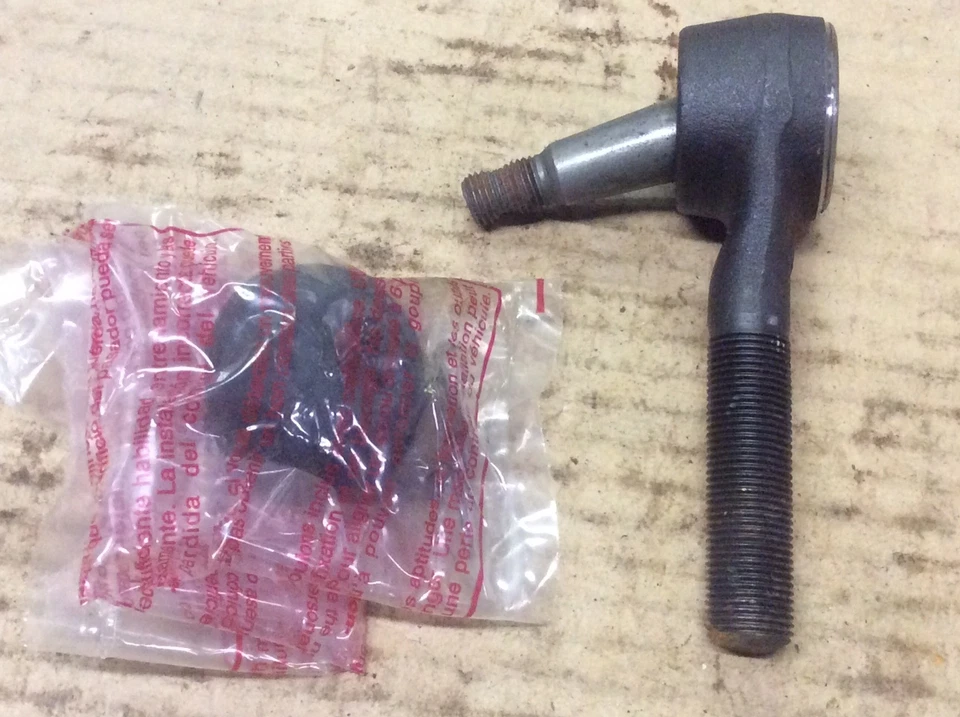 NUEVO NAPA 269-2124 Extremo de la barra de acoplamiento de la dirección - Se adapta a 63-64 GMC 63-82 Chevrolet Foto 4 de 4