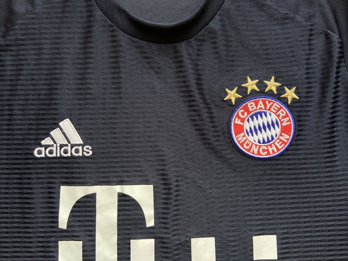 BAYERN MÜNICH 2015 2016 THIRD FOOTBALL SHIRT SOCCER JERSEY ADIDAS