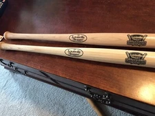 Louisville Slugger 125 Mini Bats Museum & Factory Souvenir 18" LOT 2 Beauties