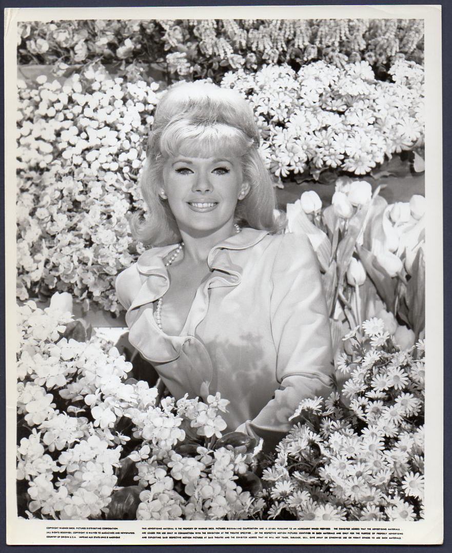 CONNIE STEVENS sexy busty singer actress Hawaiian Eye TV fame ORIG