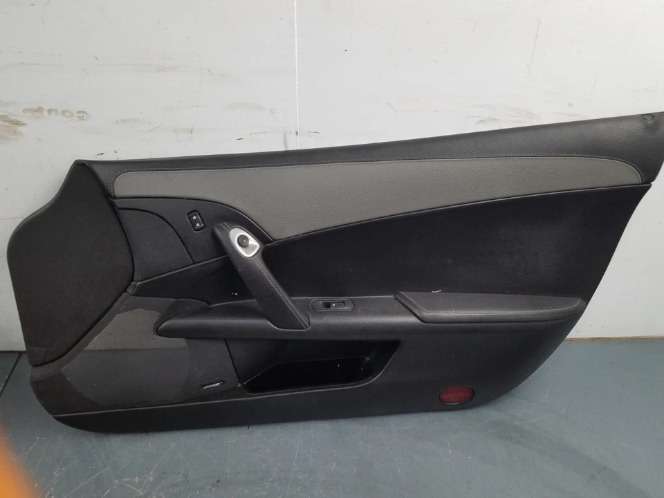 Corvette C6 ZR1 2010 panel de puerta de pasajero derecho #01230 H3 Foto 3 de 4