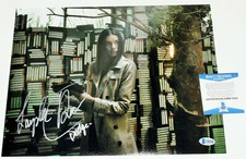 LAYSLA DE OLIVEIRA SIGNED SEXY 'LOCKE & KEY' 11x14 PHOTO E BECKETT COA BAS PROOF