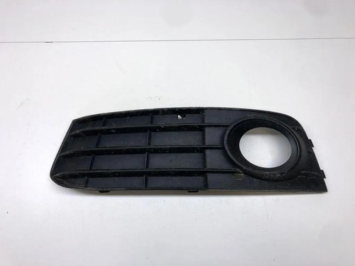 AUDI A4 Avant 8W5, B9 Nebelscheinwerferverkleidung 8K0807681A 2009 33820249