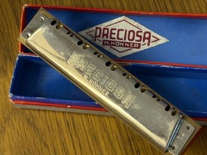 Vtg M. Hohner Preciosa Classic 16 Double Hole Tremolo Harmonica +Original Box