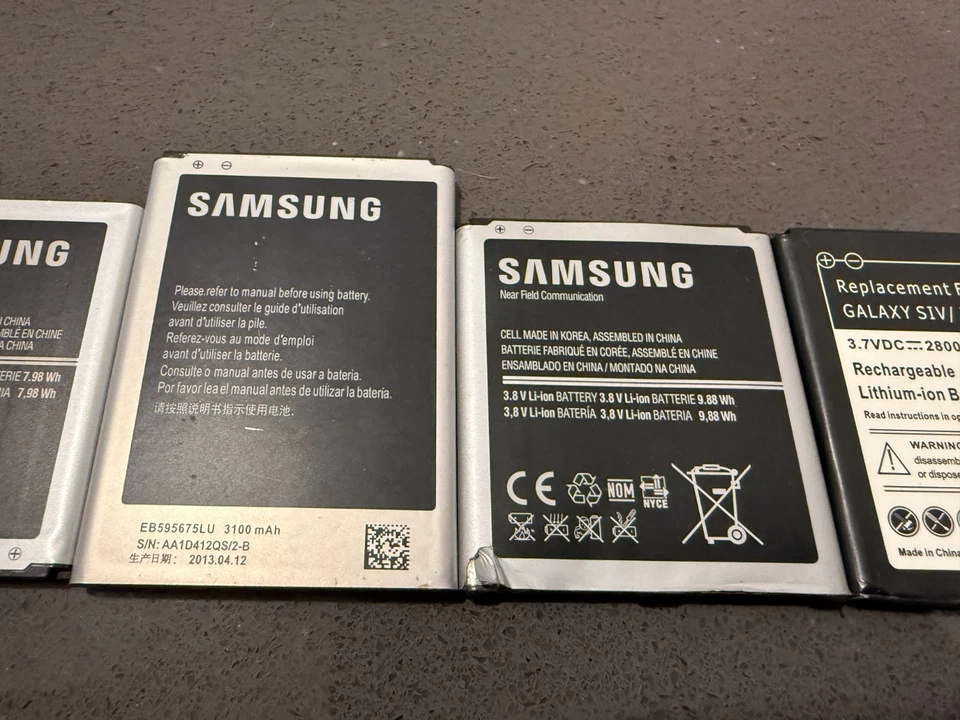 三星手机电池 - Misc 批量 7 件 - 未测试 — 第 3/4 张图片
