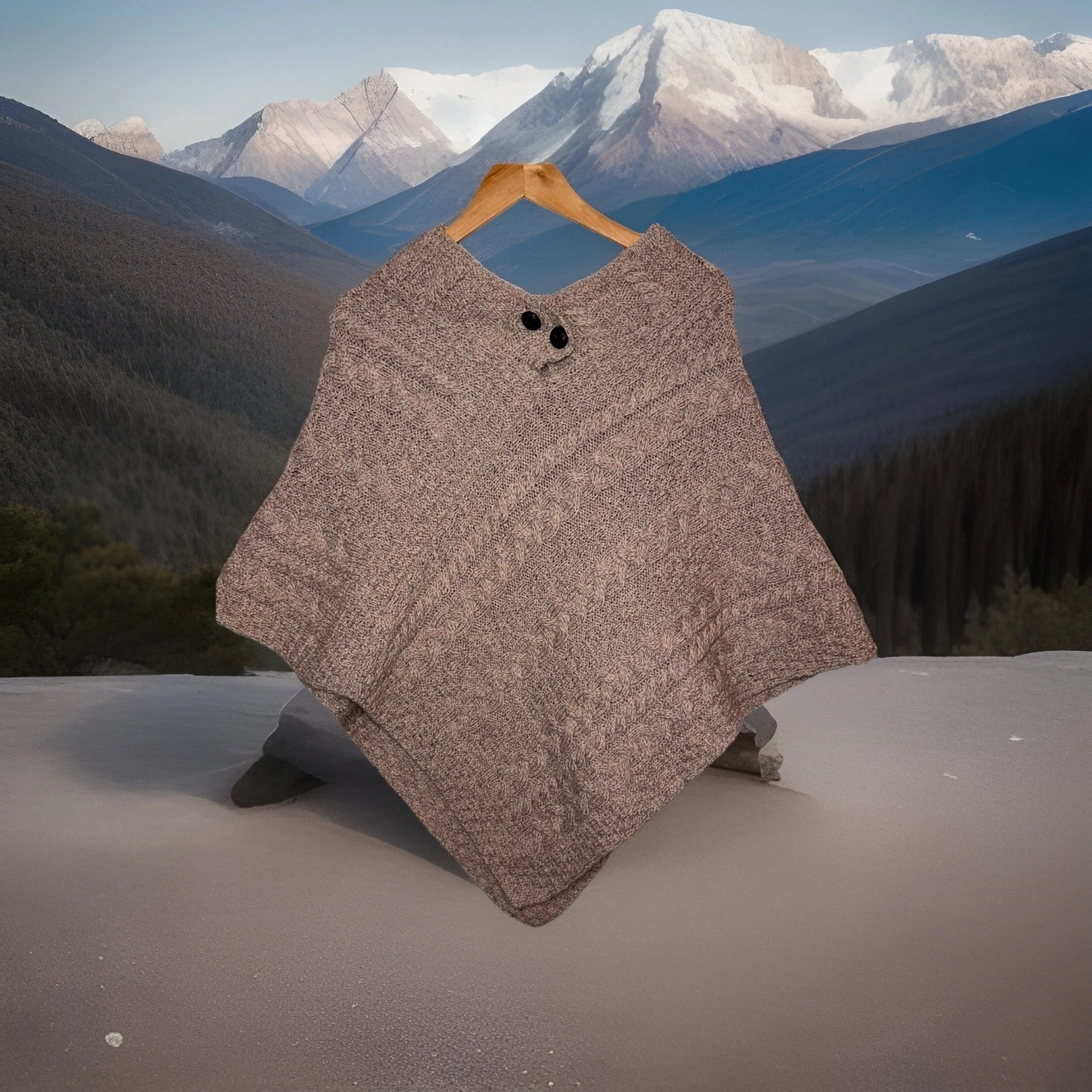 Aran Woollen Mills Beige Merino Wool Irish Cape Poncho OS Fisherman’s Knit