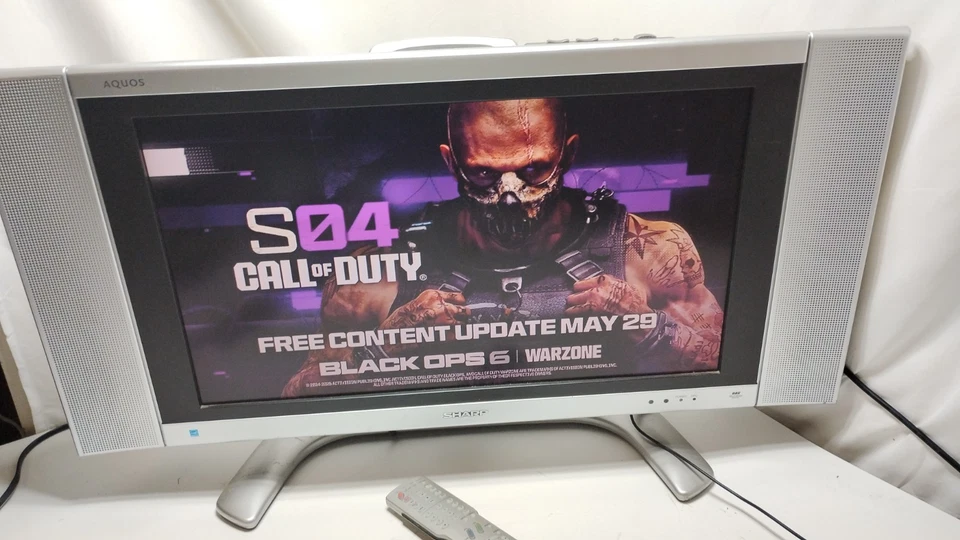 SHARP AQUOS LCD 26" TV 📺 LC-32DA5U w/REMOTE HDMI A/V JACKS RETRO GAMING TESTED - Image 4 of 4