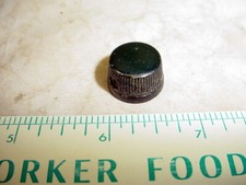 Vintage 1950's Dakaware Black Bakelite 11/16" Diameter Knob 1/4" Shaft