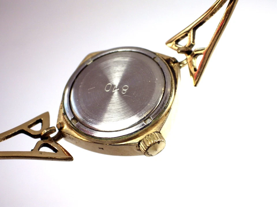 Reloj de pulsera dorado para mujer Slava - Rombo URSS oro reloj pulsera - ¡COMO NUEVO funcionando! Foto 4 de 4