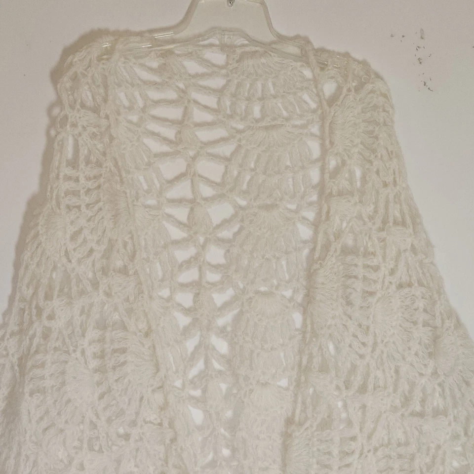 De colección English Village Shaw Crema Mujer Talla Única Crochet Encaje Flecos Arte Envolvente Foto 2 de 4