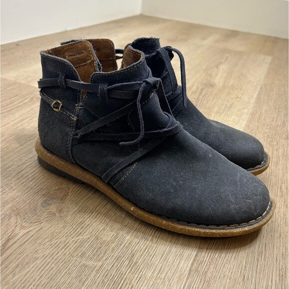 Navy Boots Born Tarkiln Navy Tarkiln