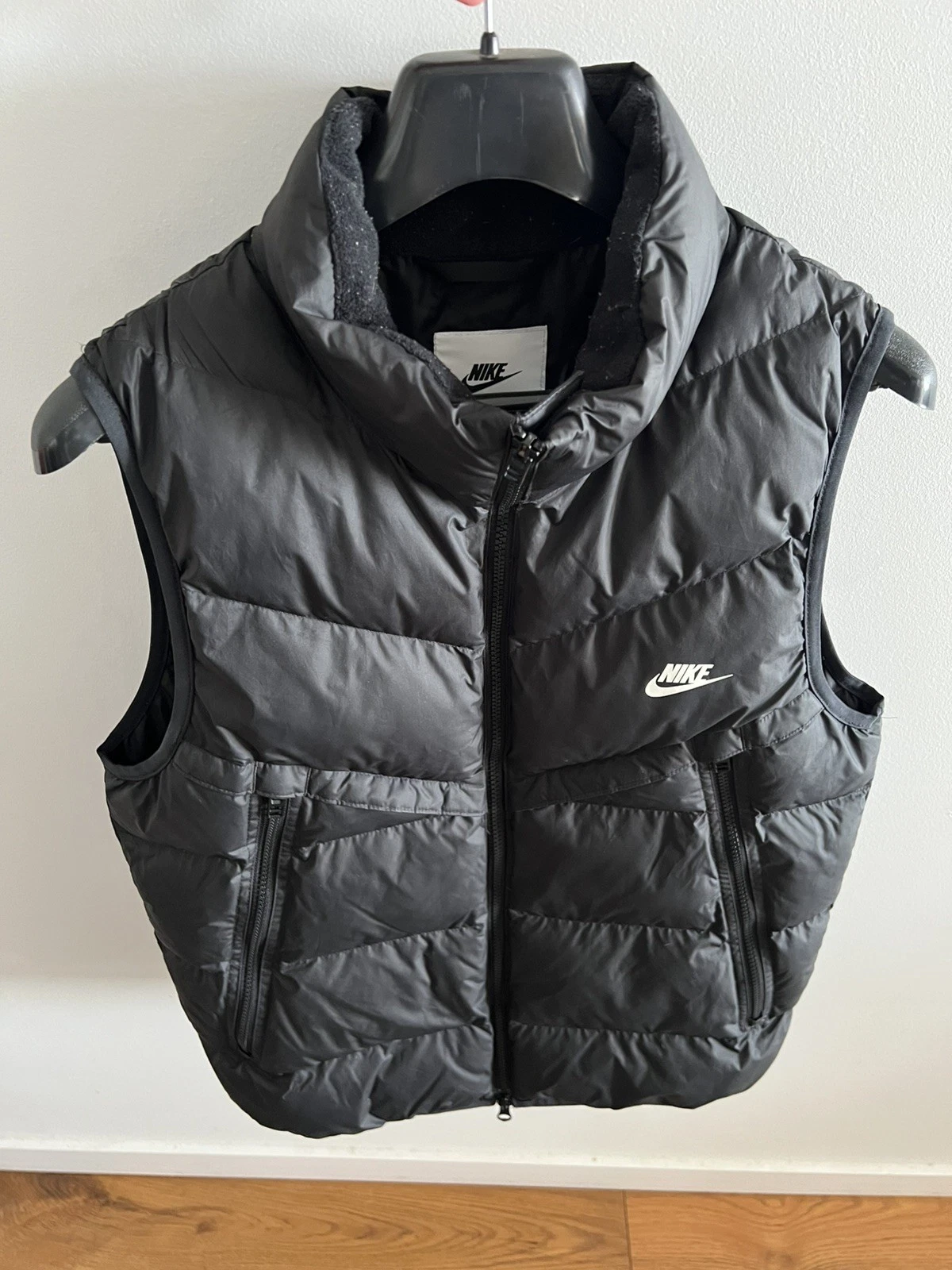 Nike Puffer vest storm fit with primaloft