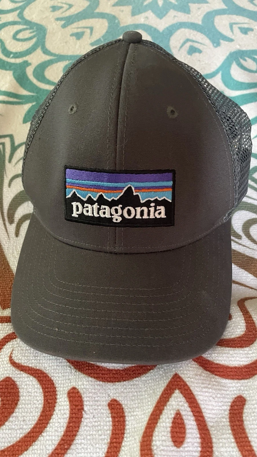 Patagonia Mesh Back Adjustable Snapback Trucker Hat Cap Gray, One Size