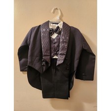 New Boys 5 Piece Black Tuxedo Set Size 2